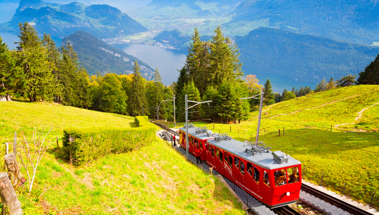 7 mountain peaks that you can take the cable car to – image 5